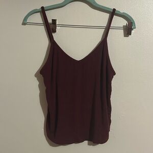 American Eagle women’s maroon red tank top